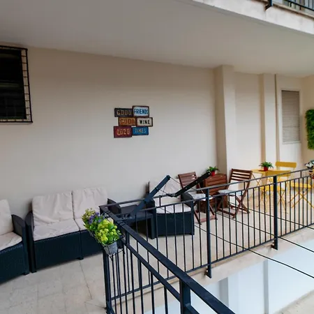 Robertone Apartman Bari