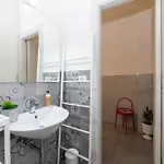 Robertone Apartman *